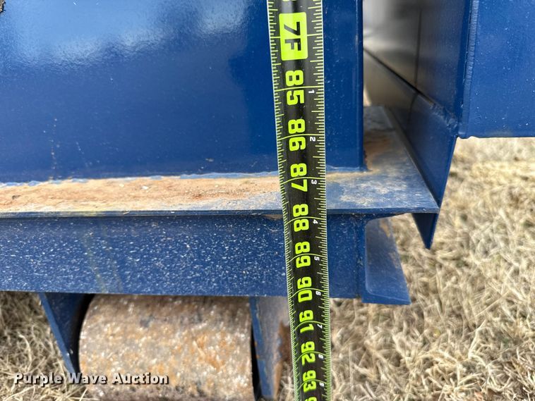 image for item ES5727 EWF roll-off dumpster