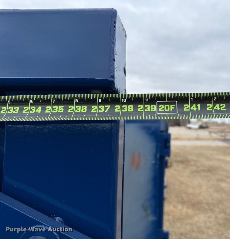 image for item ES5738 EWF roll-off dumpster