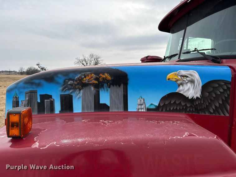 image for item ES5741 2002 Mack RD688S roll-off container truck