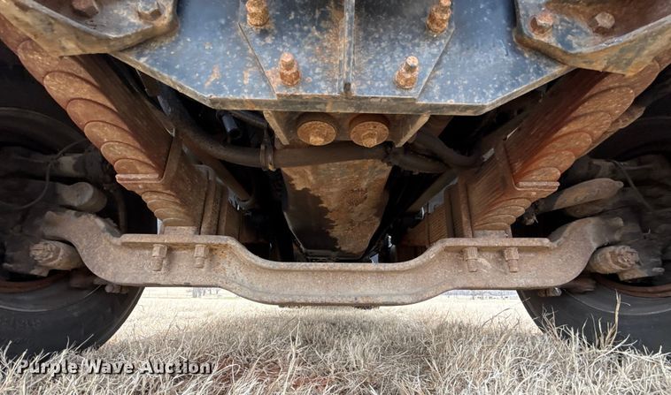 image for item ES5741 2002 Mack RD688S roll-off container truck