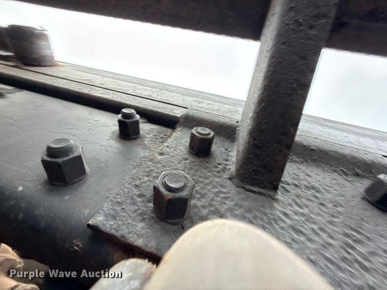 image for item ES5741 2002 Mack RD688S roll-off container truck