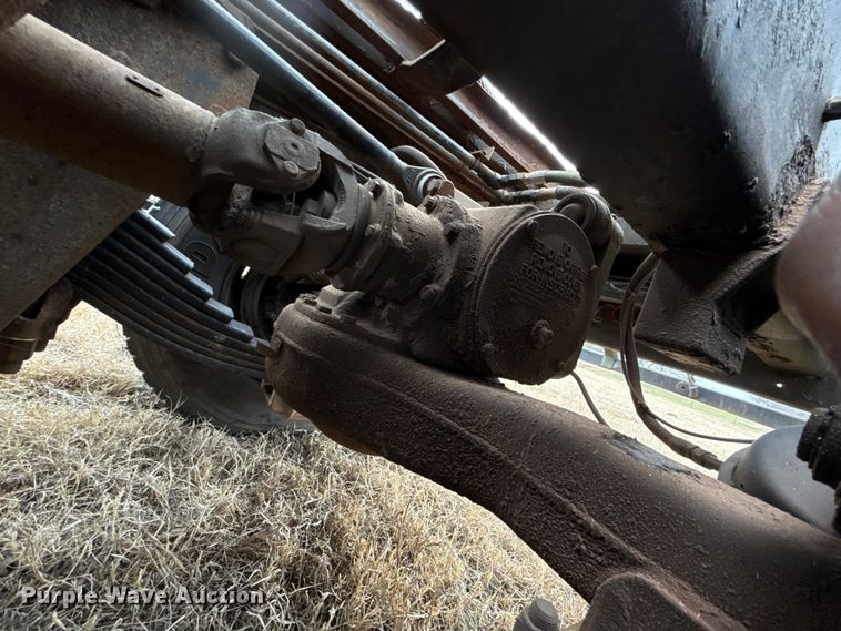 image for item ES5741 2002 Mack RD688S roll-off container truck