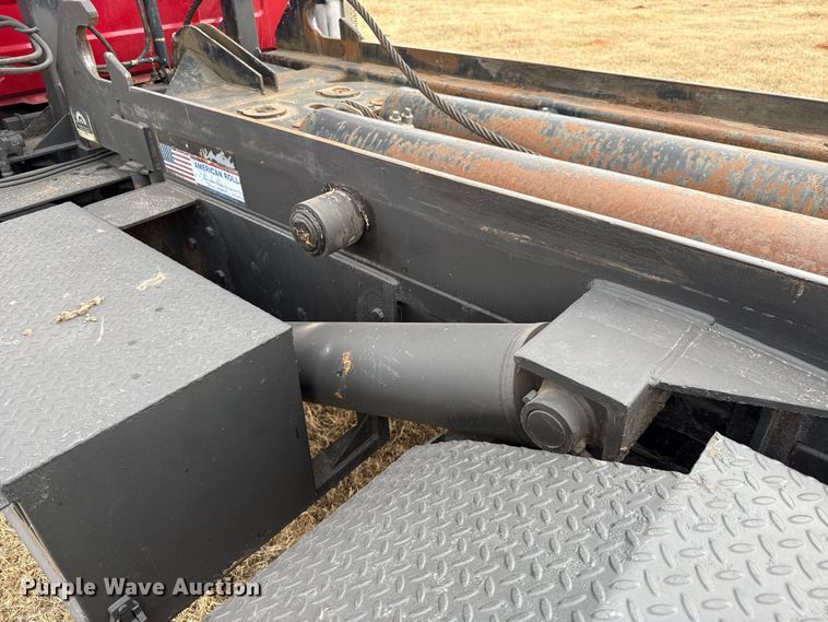 image for item ES5741 2002 Mack RD688S roll-off container truck