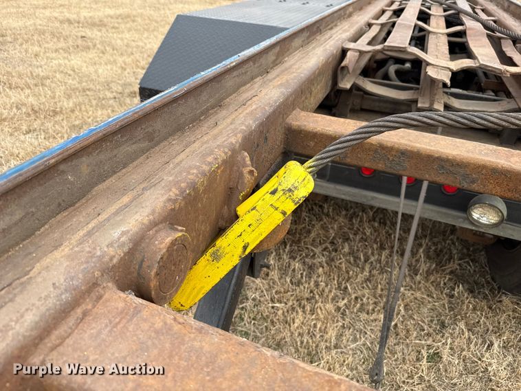 image for item ES5741 2002 Mack RD688S roll-off container truck