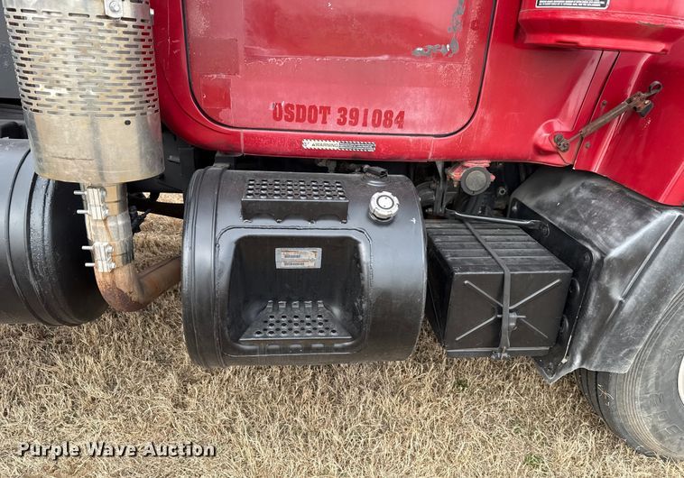 image for item ES5741 2002 Mack RD688S roll-off container truck