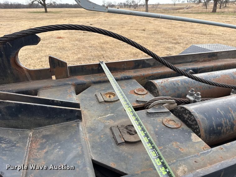 image for item ES5741 2002 Mack RD688S roll-off container truck