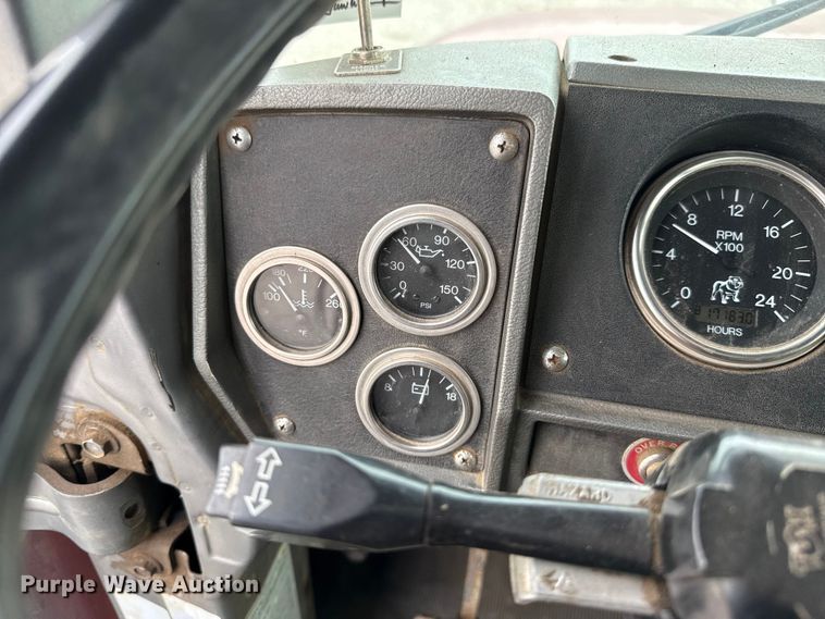 image for item ES5741 2002 Mack RD688S roll-off container truck