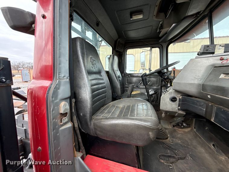 image for item ES5741 2002 Mack RD688S roll-off container truck