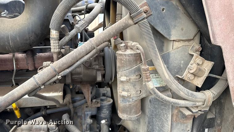 image for item ES5741 2002 Mack RD688S roll-off container truck