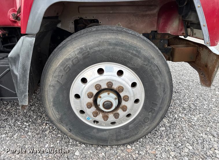 image for item ES5741 2002 Mack RD688S roll-off container truck