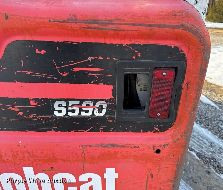 image for item ES5748 2015 Bobcat S590 skid steer loader