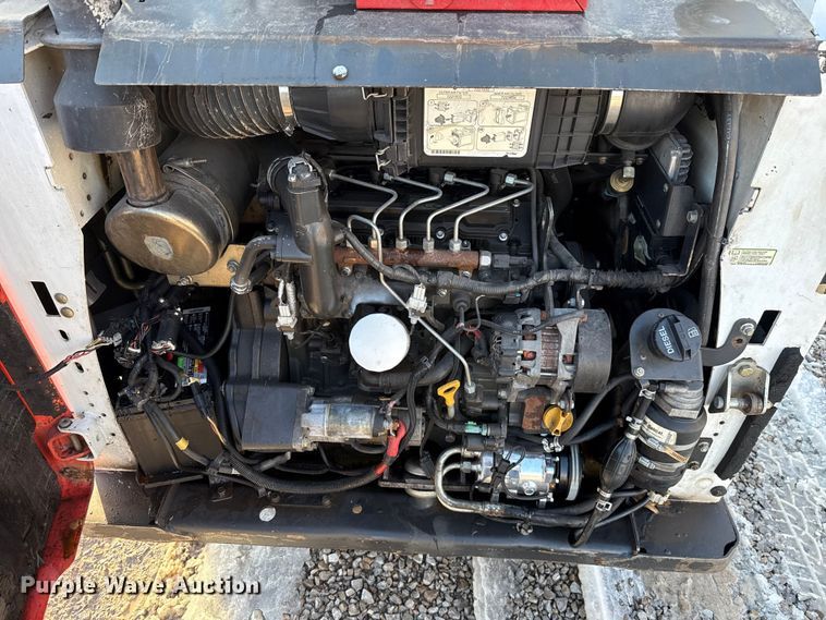 image for item ES5748 2015 Bobcat S590 skid steer loader