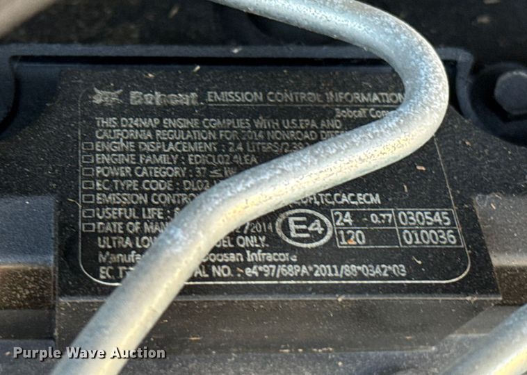 image for item ES5748 2015 Bobcat S590 skid steer loader