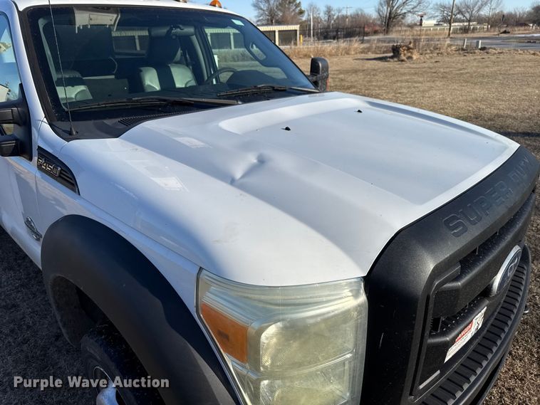 image for item ES5759 2011 Ford F450 Super Duty bucket truck