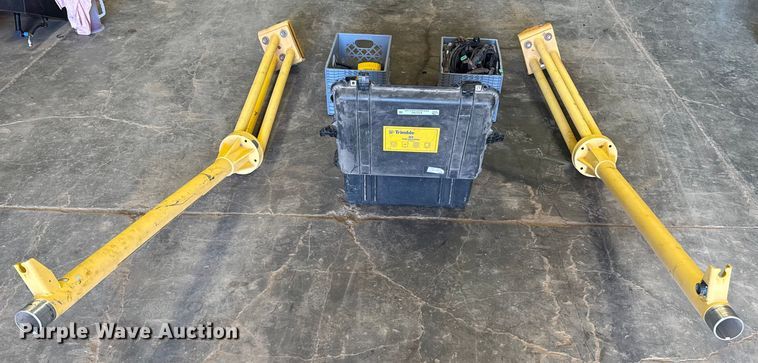 image for item ES5762 Trimble grade control system