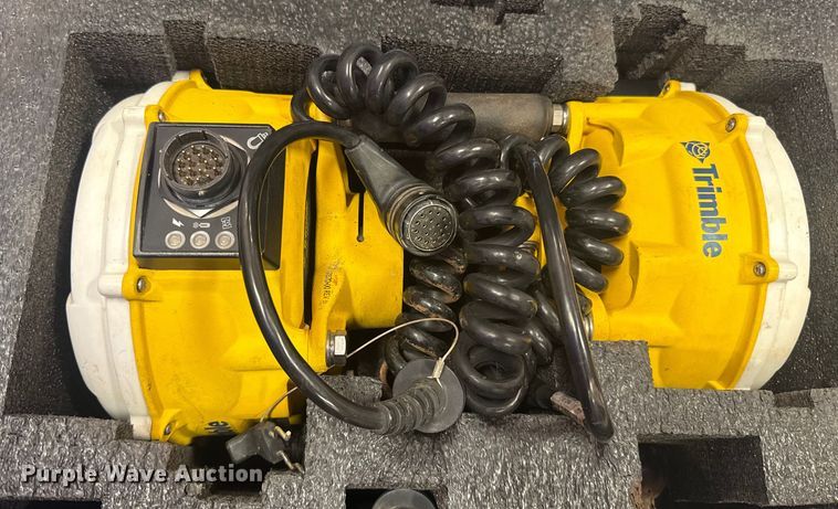 image for item ES5762 Trimble GPS equipment