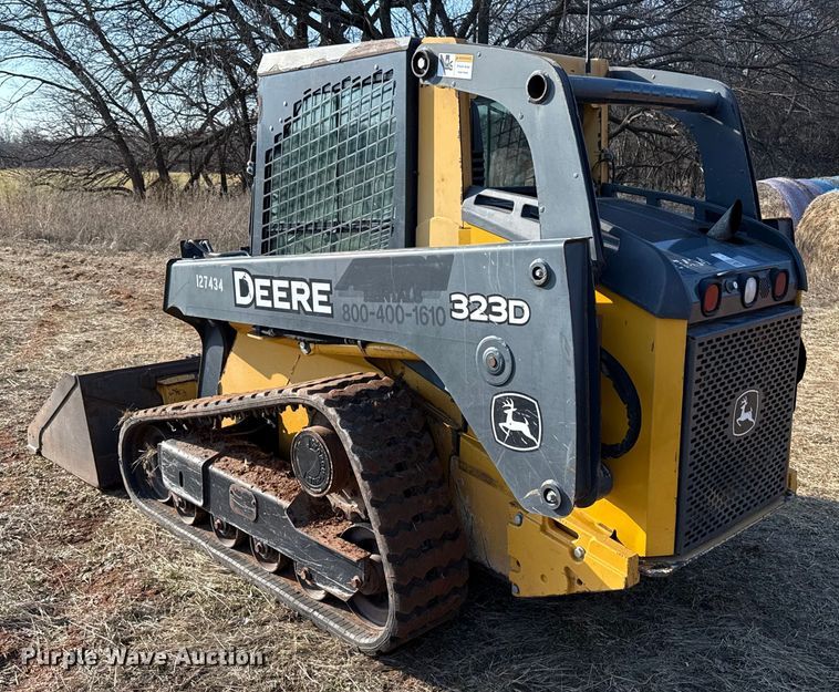 image for item ES5769 2013 John Deere 323DT tracked skid steer loader