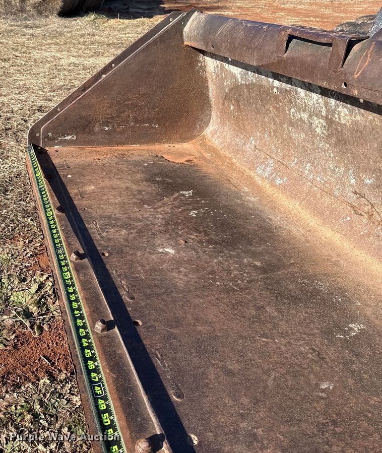 image for item ES5769 2013 John Deere 323DT tracked skid steer loader