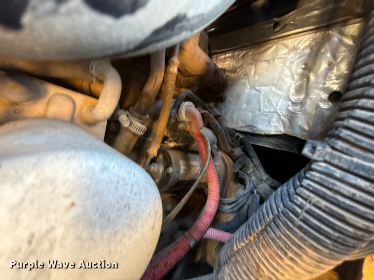 image for item ES5769 2013 John Deere 323DT tracked skid steer loader