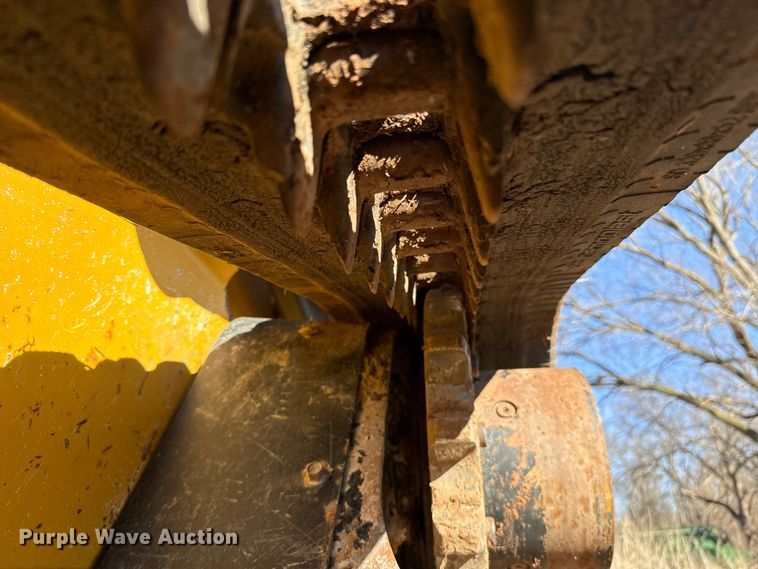 image for item ES5769 2013 John Deere 323DT tracked skid steer loader