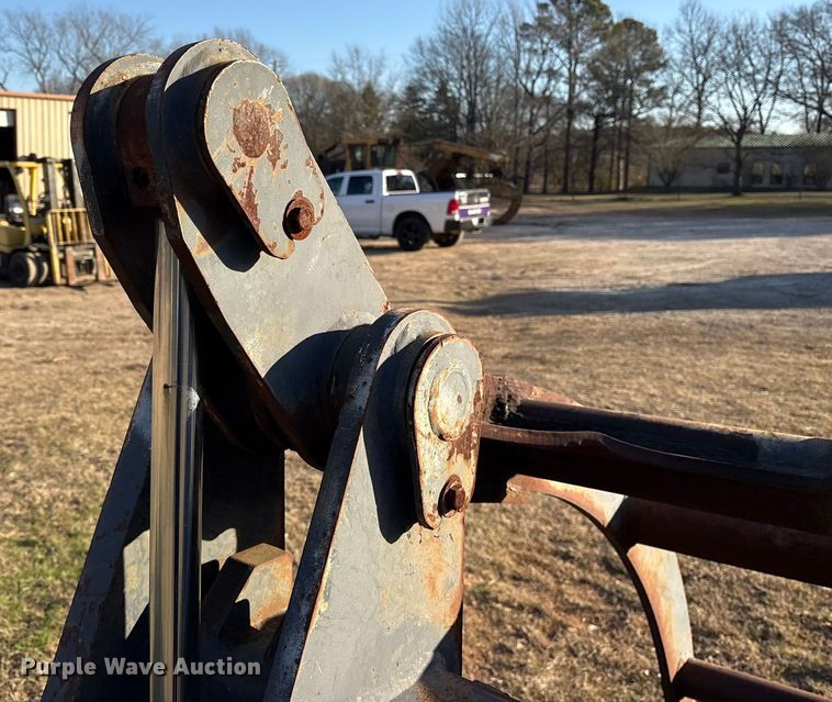 image for item ES8525 JRB 544H  wheel loader root grapple bucket