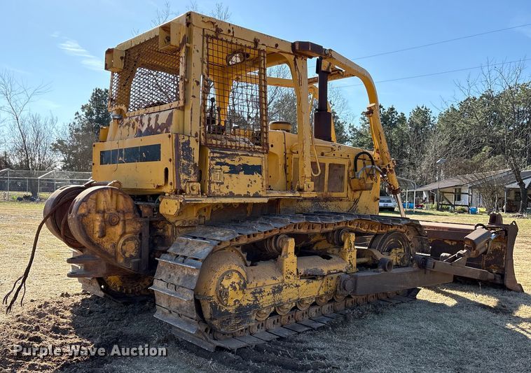image for item ES8528 1989 Caterpillar D6D dozer