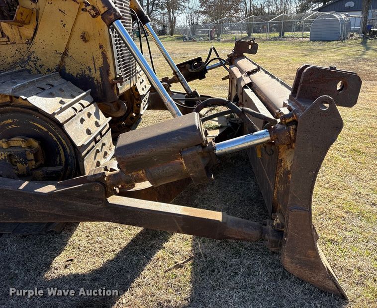 image for item ES8528 1989 Caterpillar D6D dozer