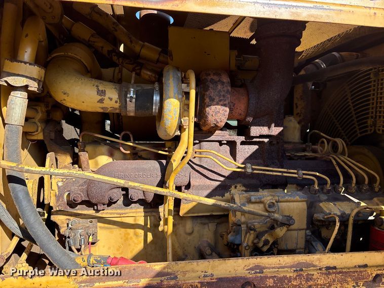 image for item ES8528 1989 Caterpillar D6D dozer