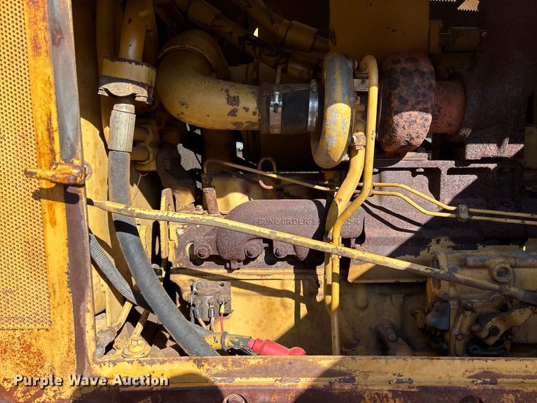 image for item ES8528 1989 Caterpillar D6D dozer