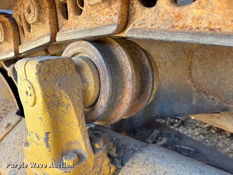 image for item ES8528 1989 Caterpillar D6D dozer