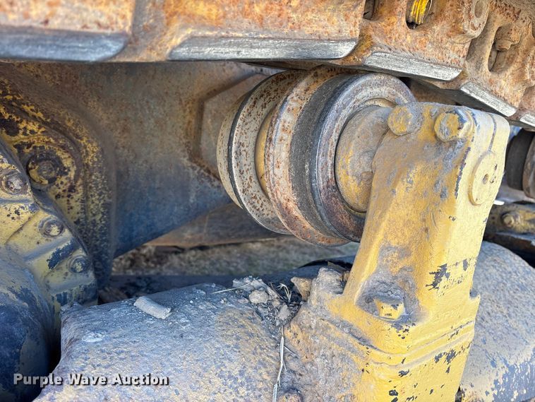 image for item ES8528 1989 Caterpillar D6D dozer