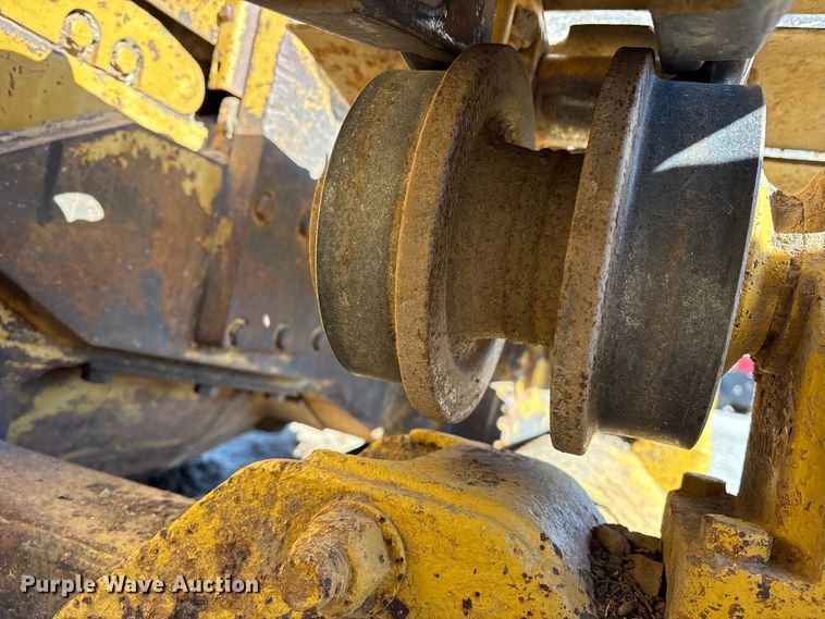 image for item ES8528 1989 Caterpillar D6D dozer