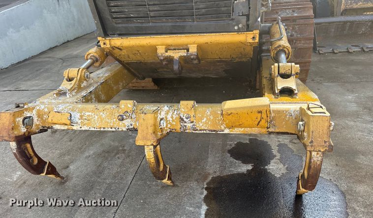 image for item ES8535 2010 Caterpillar 963D track loader