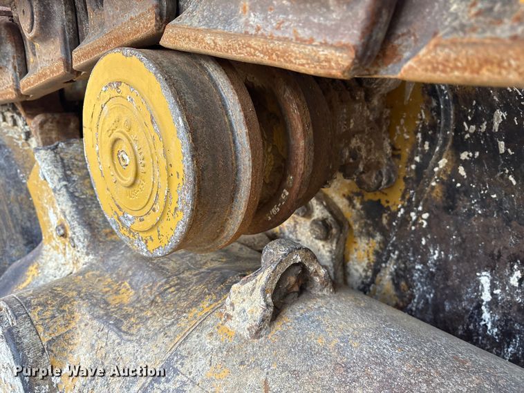 image for item ES8535 2010 Caterpillar 963D track loader