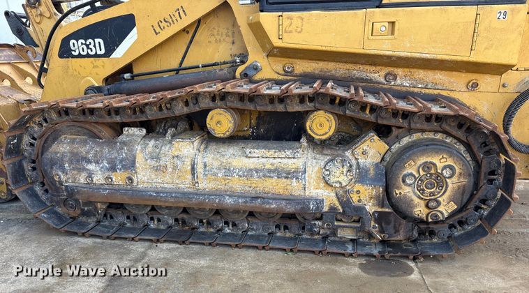 image for item ES8535 2010 Caterpillar 963D track loader