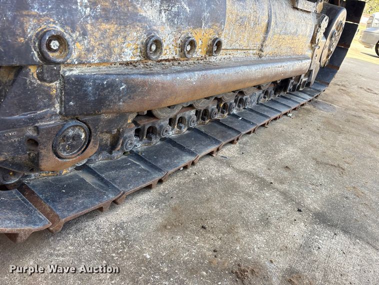 image for item ES8535 2010 Caterpillar 963D track loader