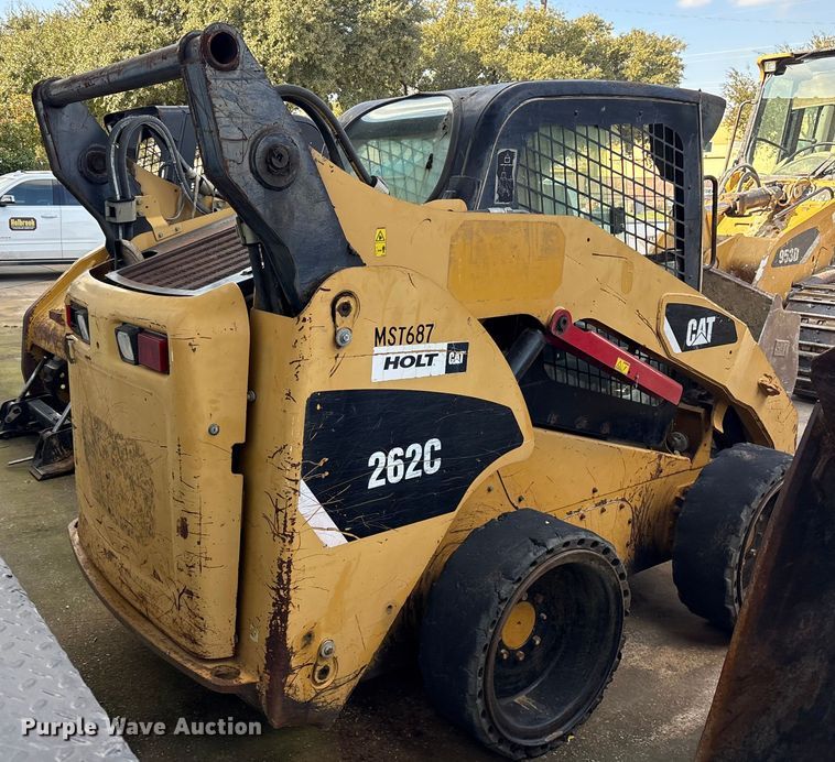 image for item ES8536 2007 Caterpillar 262C skid steer loader