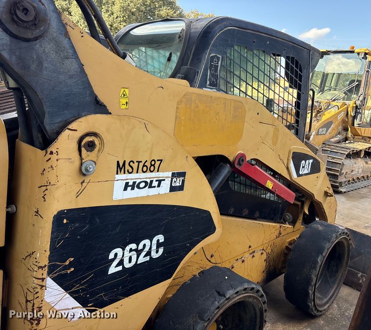 image for item ES8536 2007 Caterpillar 262C skid steer loader