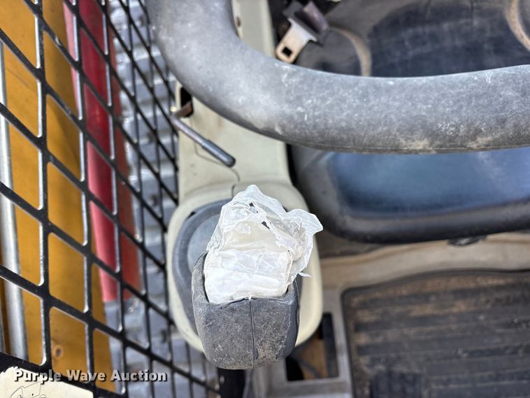 image for item ES8537 2012 Caterpillar 289C tracked skid steer loader