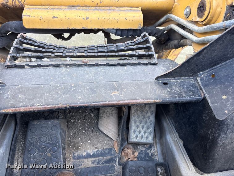 image for item ES8537 2012 Caterpillar 289C tracked skid steer loader