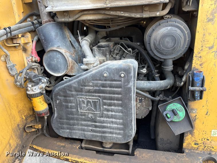 image for item ES8537 2012 Caterpillar 289C tracked skid steer loader