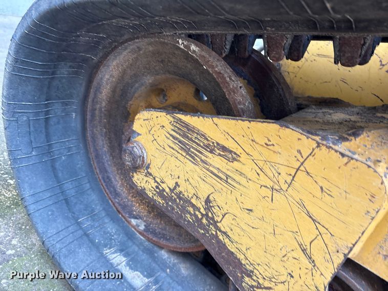 image for item ES8537 2012 Caterpillar 289C tracked skid steer loader