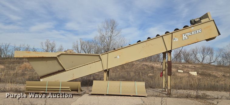 image for item ET1113 Kolberg 7308-32P screening plant