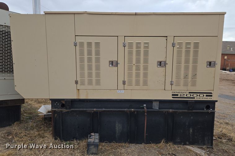 image for item ET1163 2004 Generac Series 380526010 generator