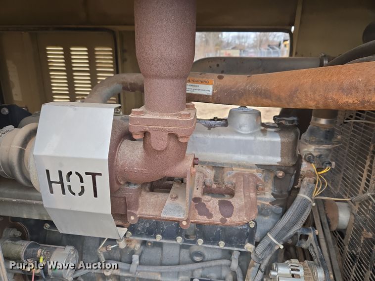 image for item ET1163 2004 Generac Series 380526010 generator