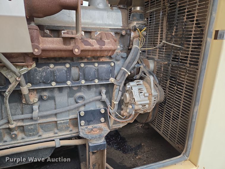 image for item ET1163 2004 Generac Series 380526010 generator