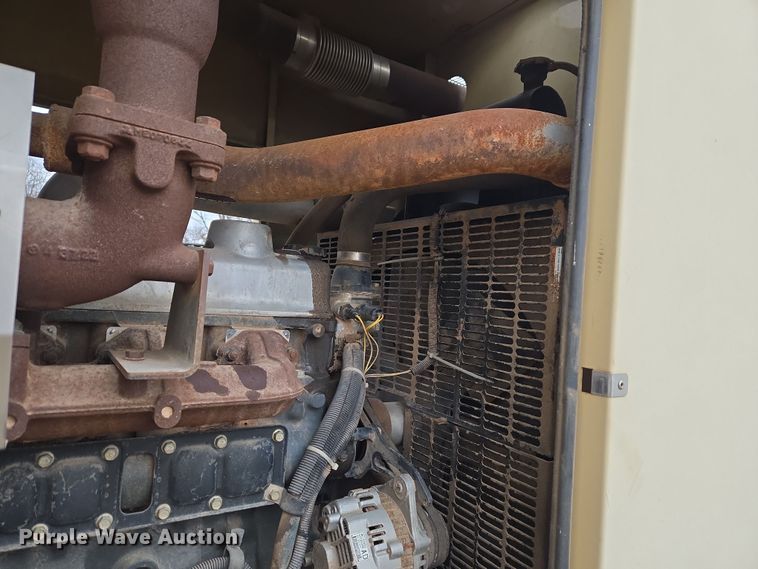 image for item ET1163 2004 Generac Series 380526010 generator