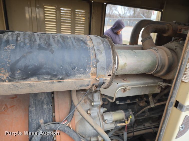 image for item ET1163 2004 Generac Series 380526010 generator