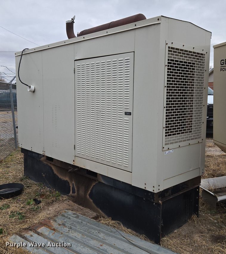 image for item ET1164 2006 Pivot Power generator