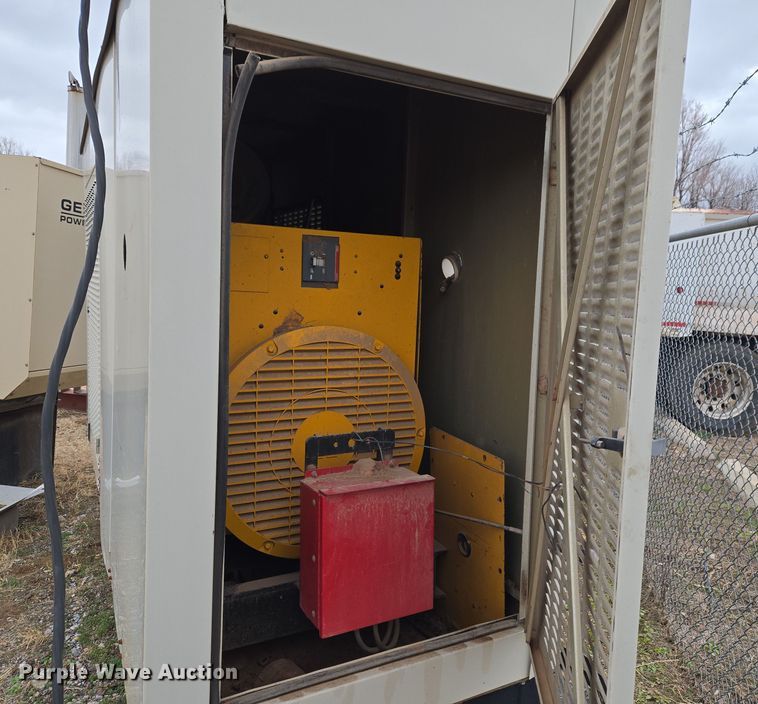 image for item ET1164 2006 Pivot Power generator